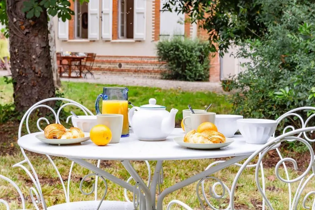 Holiday home Demeure Bajou - Piscine Privee - Parc Arbore Auterive