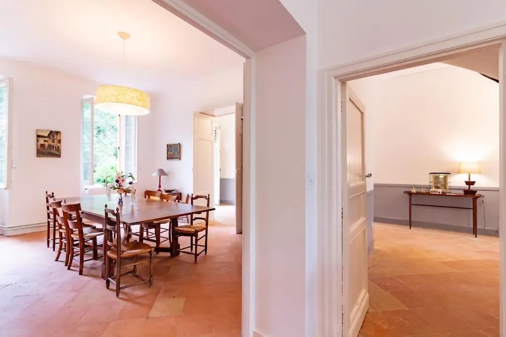 Holiday home Demeure Bajou - Piscine Privee - Parc Arbore Auterive