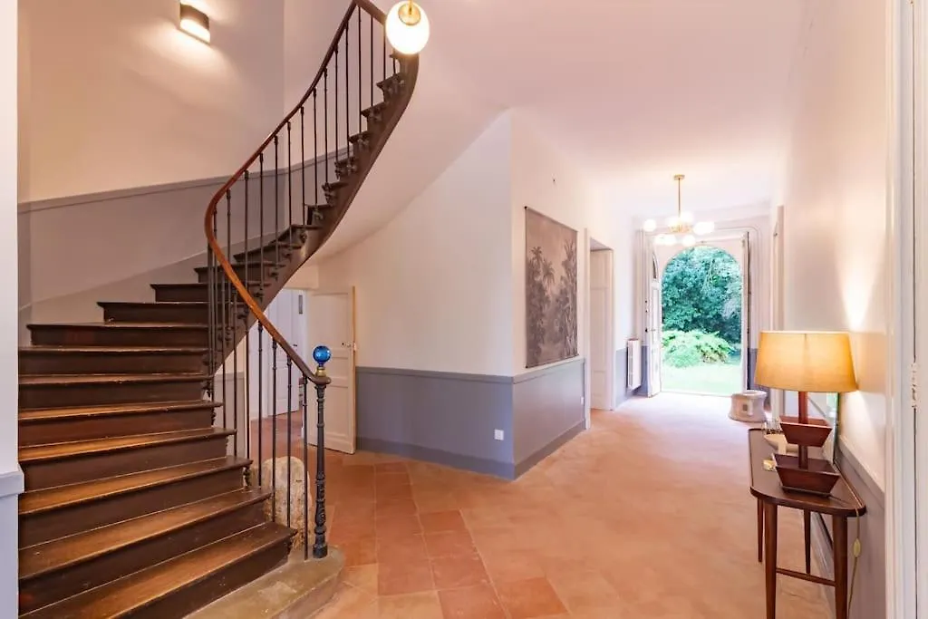 Holiday home Demeure Bajou - Piscine Privee - Parc Arbore Auterive